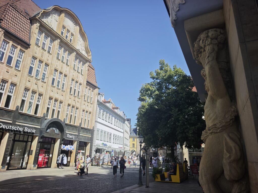 Früher war hier in der Spitalgasse in der Altstadt Coburg das berühmte Hotel Leuthäuser